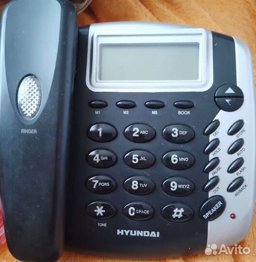 Телефон Hyundai стационарный