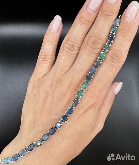 Браслет ручной работы с опалами