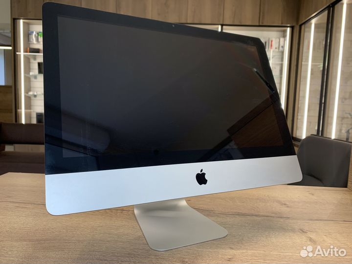 Apple iMac 21.5” 2011 i5 2.5ghz 4gb 500gb HD6750