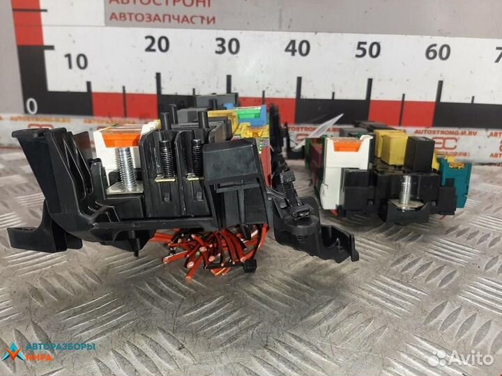 Блок предохранителей Mercedes-Benz B-Класс W246