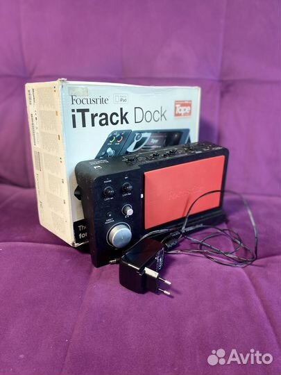 Звуковая карта Focusrite itrack dock