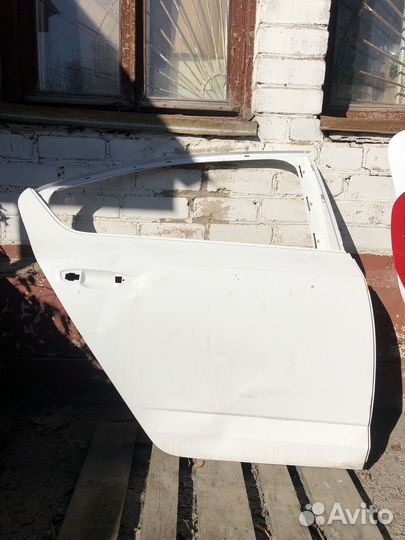 Дверь задняя правая skoda octavia a7 2012 -2020