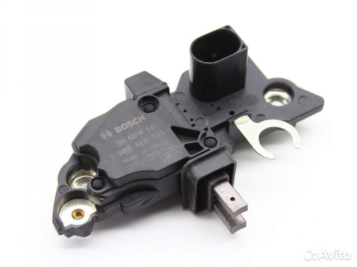 Реле регулятор генератора Bosch Vag