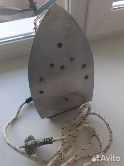 Старые рабочие утюги