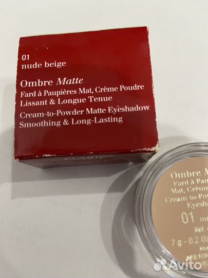 Тени для век clarins