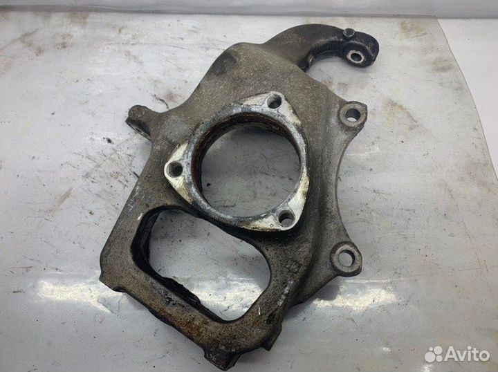 Кулак поворотный передний правый Dodge Durango 4.7