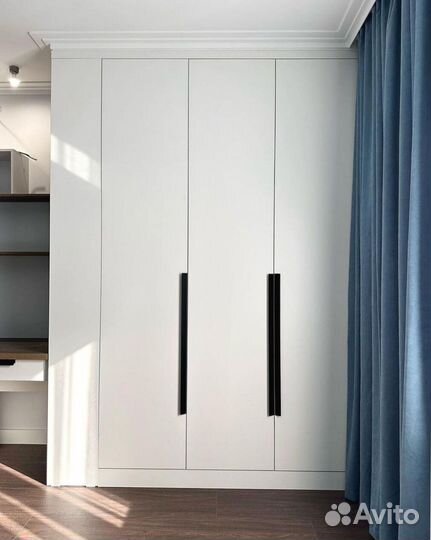 Шкаф стильный