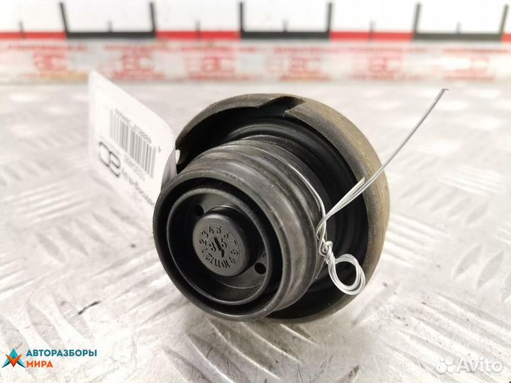 Пробка расширительного бачка Volkswagen Passat B5