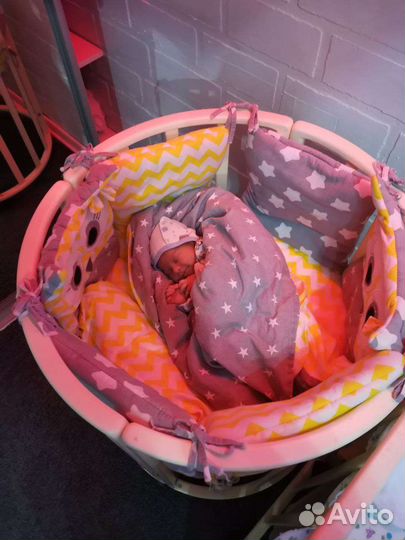 Детская кроватка круглая овальная