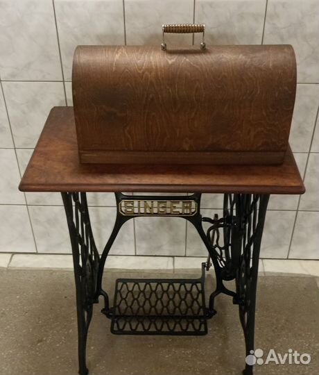 Швейная машина Singer