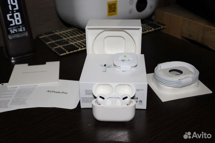 Apple AirPods Pro Luxe