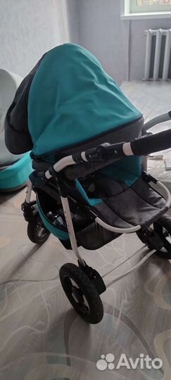 Прогулочная коляска 3 в 1