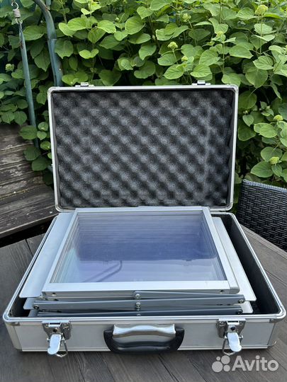 Складная 2-ух стороняя буклетница