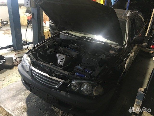 Разбор на запчасти Toyota Avensis 1