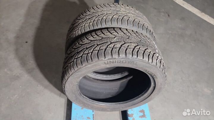 Uniroyal AllSeasonExpert 2 215/45 R16 90V