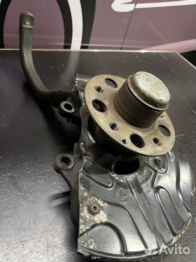 Кулак поворотный Мерседес w211 e55amg