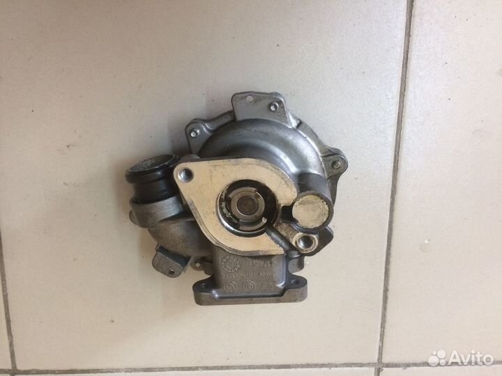 BMW Е90 E92 Е60 Водяная помпа с Японии