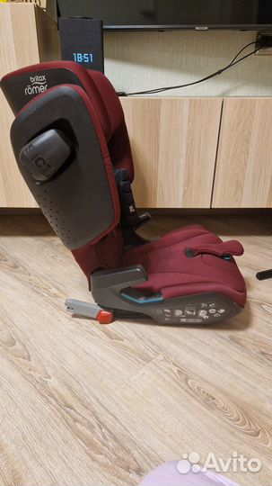 Автомобильное кресло Britax Roemer kidfix i-size
