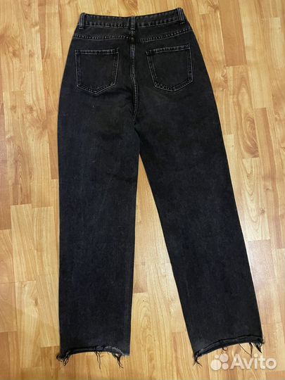 Джинсы женские с бабочками