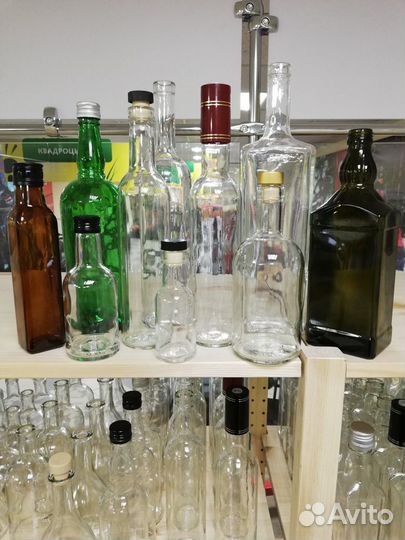 Бутылки, стеклотара для напитков и декора