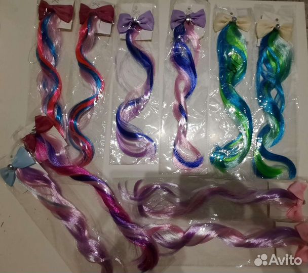 Волосы на заколках искусственные