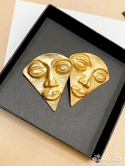 Schiaparelli серьги