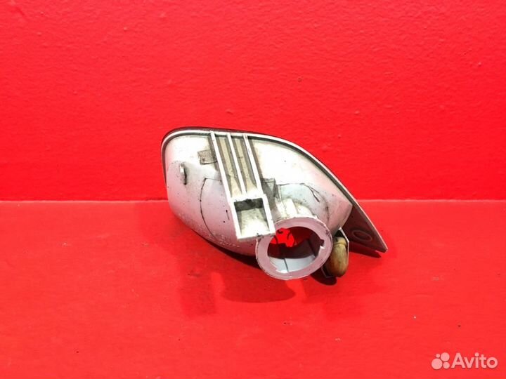 Фонарь противотуманный задний правый Ford Focus 1