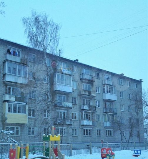 2-к. квартира, 46 м², 3/5 эт.