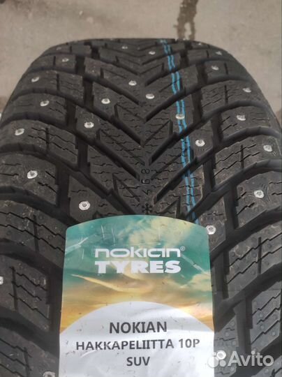 Nokian Tyres Hakkapeliitta 10p SUV 285/40 R21