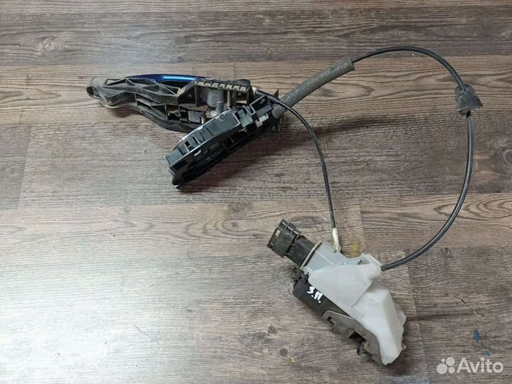 Замок задний правый Пежо 308