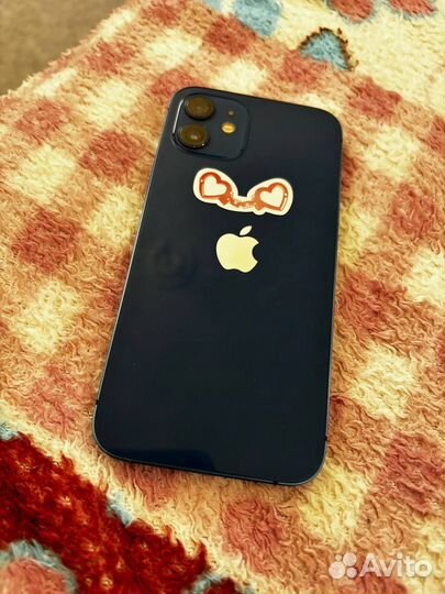 iPhone 12, 64 ГБ