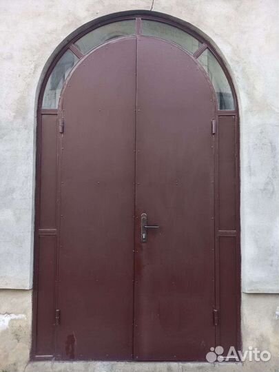 Металлическая дверь бу