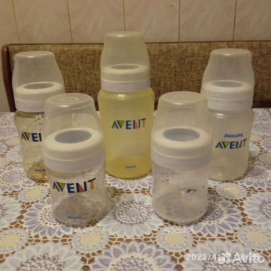 Бутылочки Avent, соски для бутылок