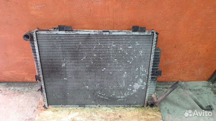 Радиатор основной mercedes w210 om606 td