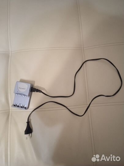 Зарядка GP power bank для аккумуляторов аа и ааа