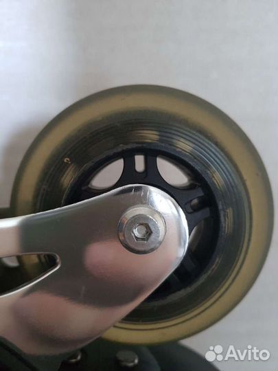 Роликовые коньки мужские 44 + защита и сумка