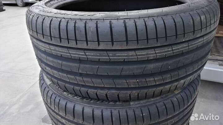 Pirelli P Zero Gen-2 Noise cancelling system 275/40 R22 107Y