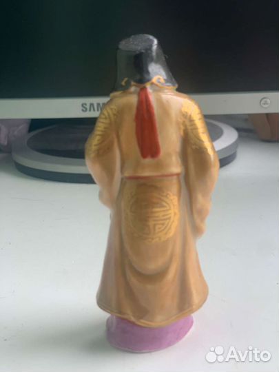 Статуэтка фарфор Китайский мудрец