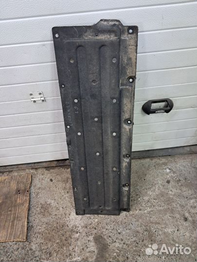 LiXiang l7 пыльник днища