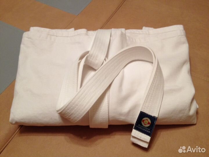 Новое доги (кимоно) для каратэ киокушинкай