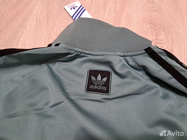 Мужской спортивный костюм adidas