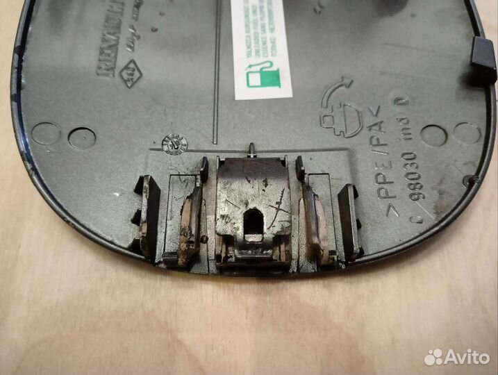 Лючок бензобака Renault Clio2/Symbol 1998-2008