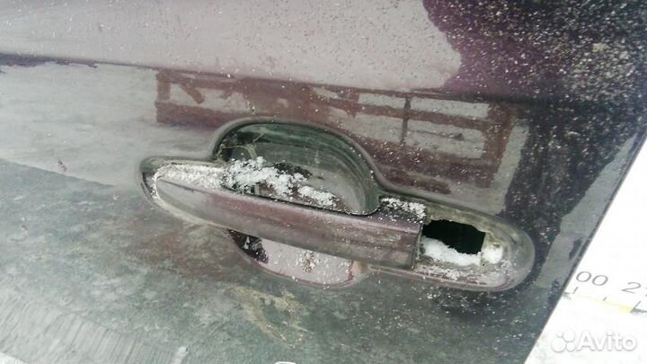 Дверь передняя левая Toyota bB