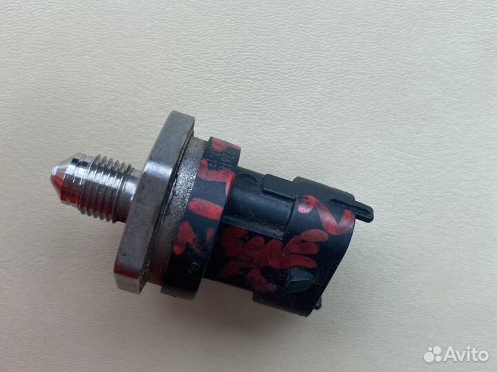 Топливный датчик Mazda6