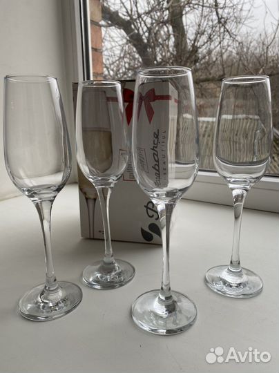 Бокалы для шампанского