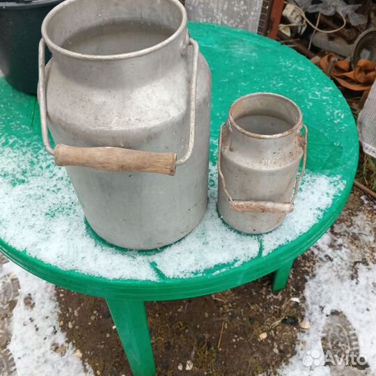 Продам бидон алюминиевый 8л и 2л