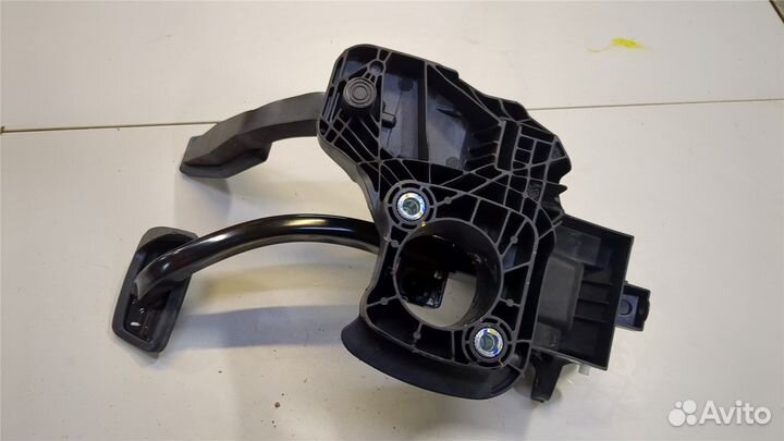 Узел педальный Chevrolet Malibu 2018, 2019