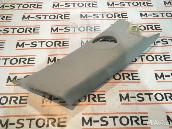 Обшивка стойки задняя левая Bmw X5 E53 M54B30 2004