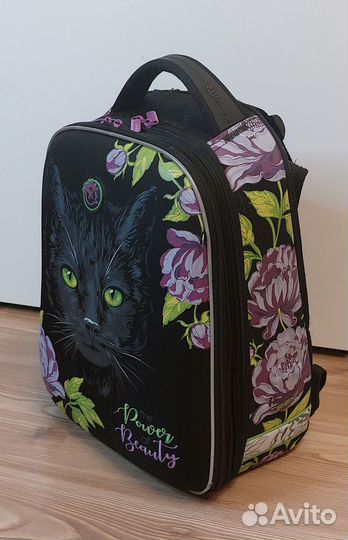 Рюкзак школьный для девочки Hummingbird