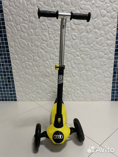 Самокат трехколесный Oxelo